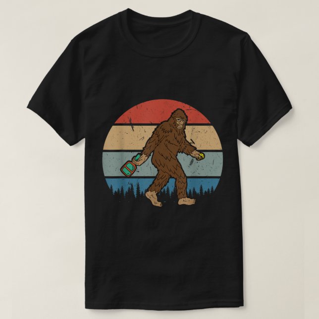 Camiseta Funny Bigfoot Pickleball Design (Diseño del anverso)