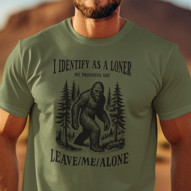 Camiseta Funny Bigfoot Pronouns Mens (Subido por el creador)