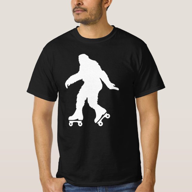 Camiseta Funny Bigfoot Roller Sking (Anverso)