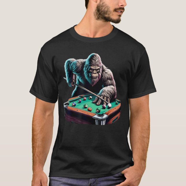 Camiseta Funny Bigfoot Sasquatch Billiards Pool Player Men  (Anverso)