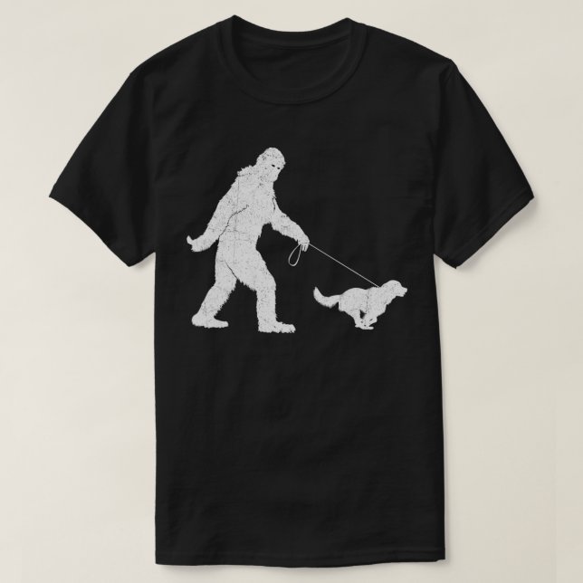 Camiseta Funny Bigfoot Sasquatch Walking Golden Retriever D (Diseño del anverso)