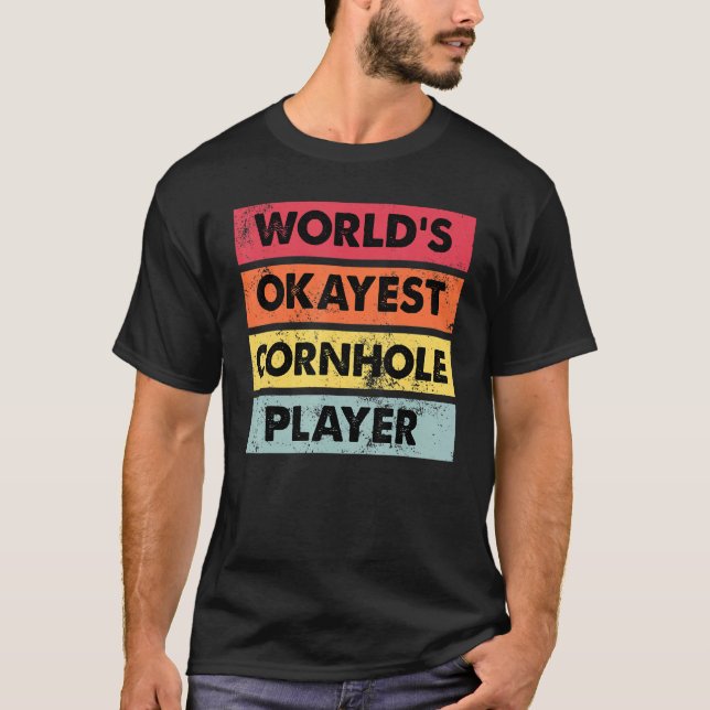 Camiseta Funny campeona de Cornhole del jugador más okayest (Anverso)