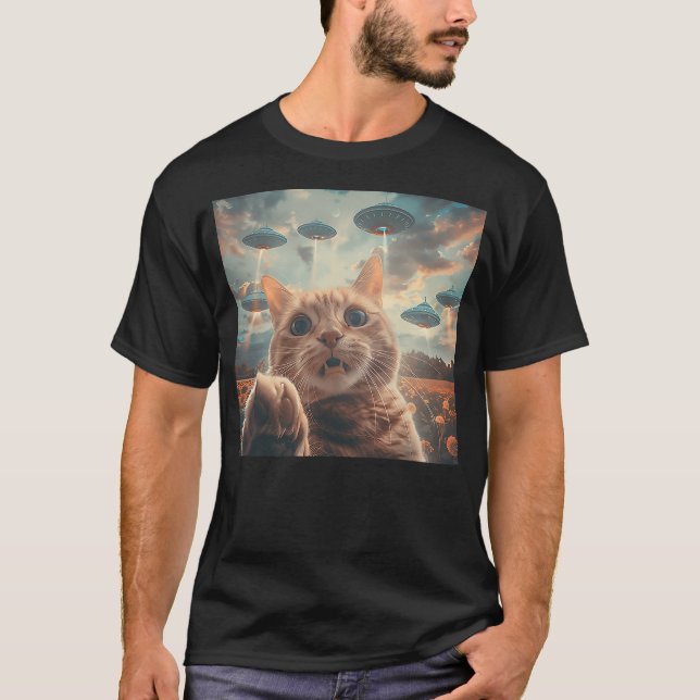 Camiseta Funny Cat Selfie with UFOs cat meme (Anverso)