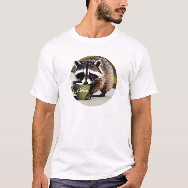 Camiseta Funny Cute Raccoon Drinking Coffee (Anverso)