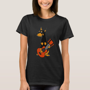 Camiseta Funny Doberman Pinscher tocando guitarra