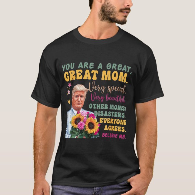 Camiseta Funny Donald Trump Mothers Day Hold Flower Funny Q (Anverso)