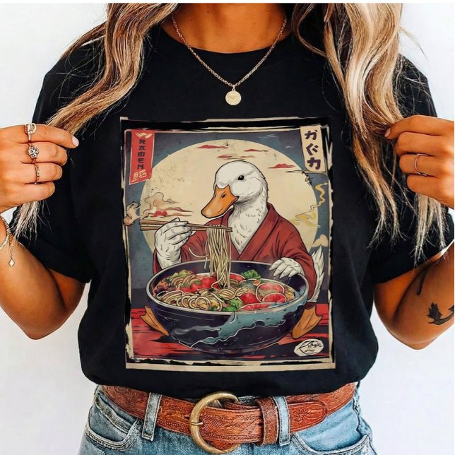 Camiseta Funny Duck Eating Ramen Japanese for students  (Subido por el creador)