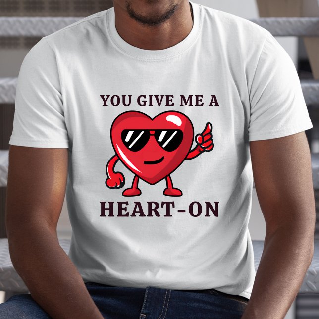 Camiseta Funny El día de San Valentín de Noyfriend Heart (Funny Naughty Heart Boyfriend Valentine's Day T-Shirt)