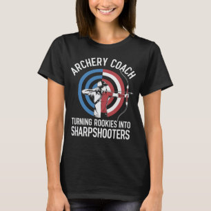 Camiseta Funny entrenador de tiro al arco se mete en tirado