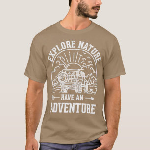 Camiseta Funny Explore Nature Have An Adventure Retro Fores