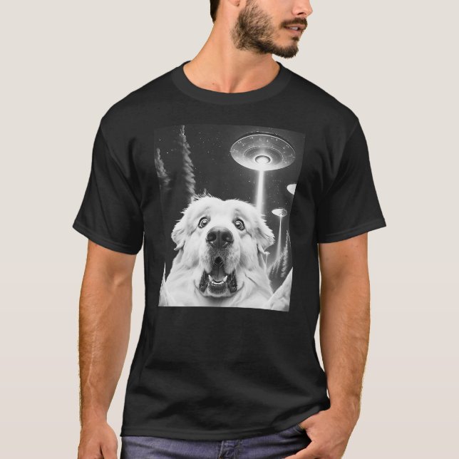 Camiseta Funny Great Pyrenees Alien UFO Taking a Selfie Dog (Anverso)