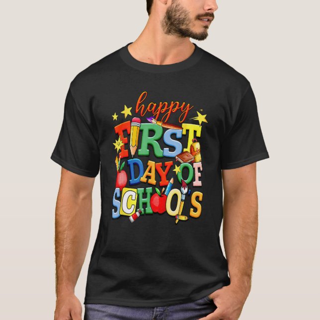 Camiseta Funny Happy First Day Of School Welcome Back To Sc (Anverso)