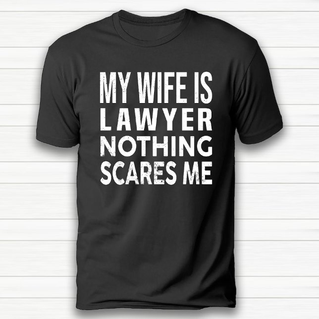 Camiseta Funny humor romántico abogado esposo esposa cumple (Funny Romantic Humor Lawyer Husband Wife Birthday T-Shirt)