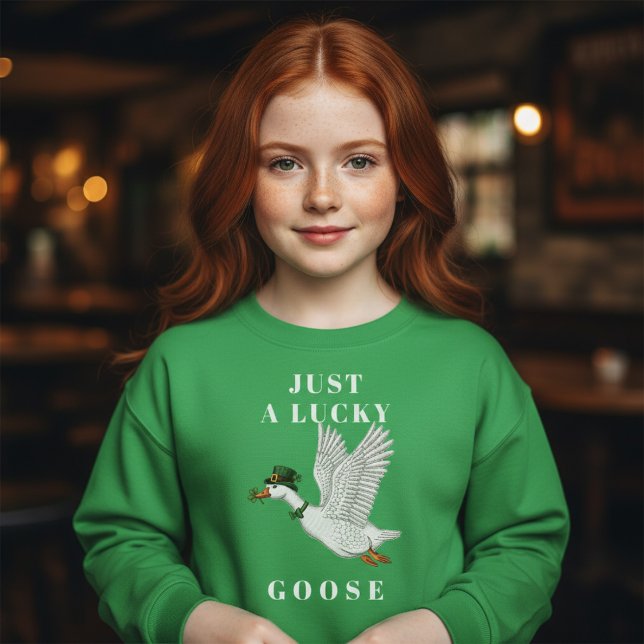 Camiseta Funny Irish St. Patrick's Day Just a Lucky Goose (Subido por el creador)