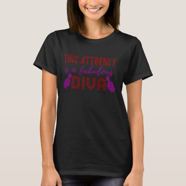 CAMISETA FUNNY LAWYER TSHIRT. ESTE ABOGADO ES UN FABULOSO. (Anverso)