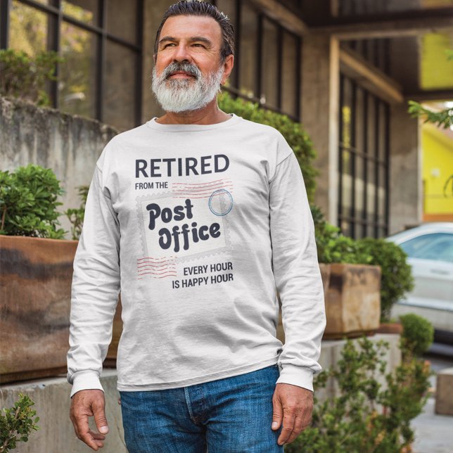 Camiseta Funny Mailman, jubilado de trabajador postal retir (Retired Postal Worker Happy Hour Every Hour Mens T-Shirt)