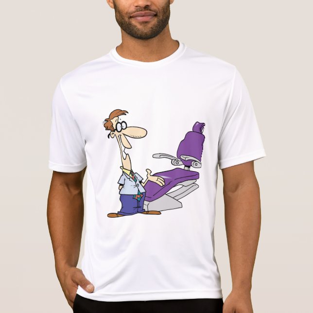 Camiseta Funny Male Dentist and Purple Dental Chair (Anverso)
