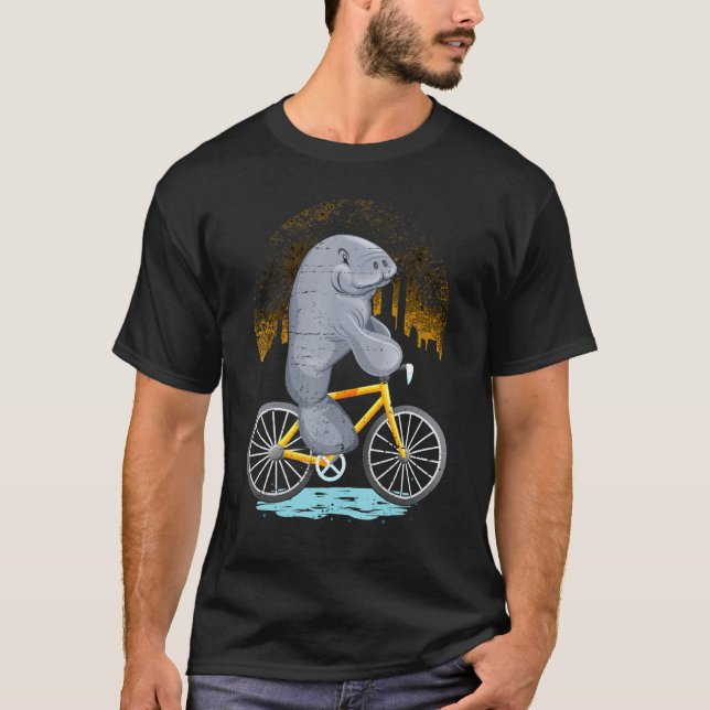Camiseta Funny Manatee Riding Bicycle Floaty Potato Ocean A (Anverso)