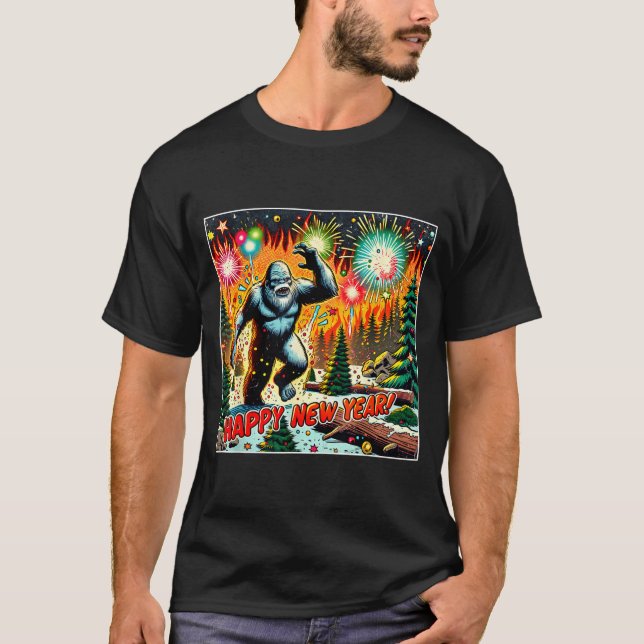 Camiseta Funny New Years Eve 2024 Bigfoot And Fireworks Hum (Anverso)