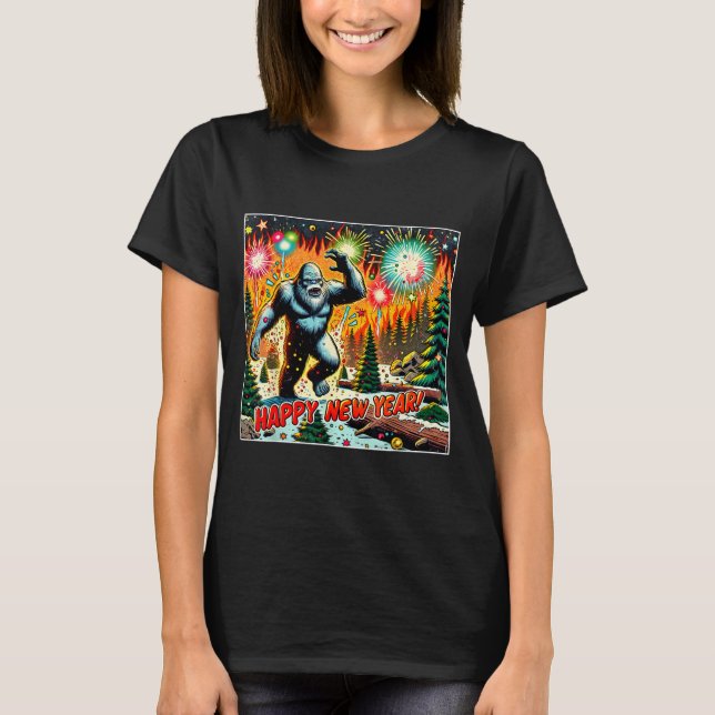 Camiseta Funny New Years Eve 2024 Bigfoot And Fireworks Hum (Anverso)