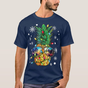 Camiseta Funny Pineapple Glasses Christmas Tree Lights Xmas