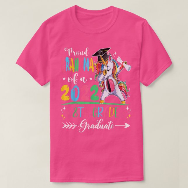 Camiseta Funny Proud Grandma of a Class of 2022 8th Grade G (Diseño del anverso)