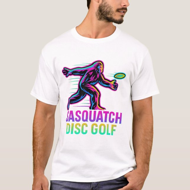 Camiseta Funny Sasquatch Disc Golf Retro Neon - Bigfoot Fri (Anverso)