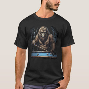 Camiseta Funny Sasquatch Gran Pie Jugando Billiards T Shirt