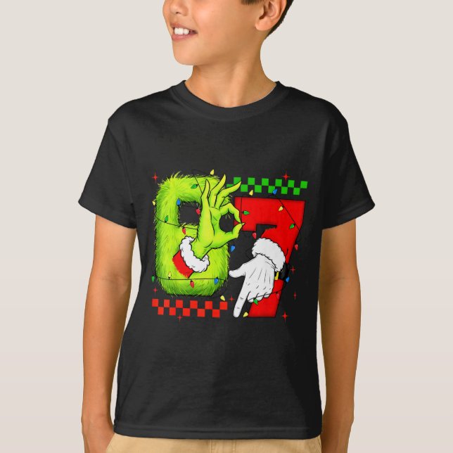 Camiseta Funny Six Seven 67 Meme 6 7 Christmas Elf Hand Boy (Anverso)