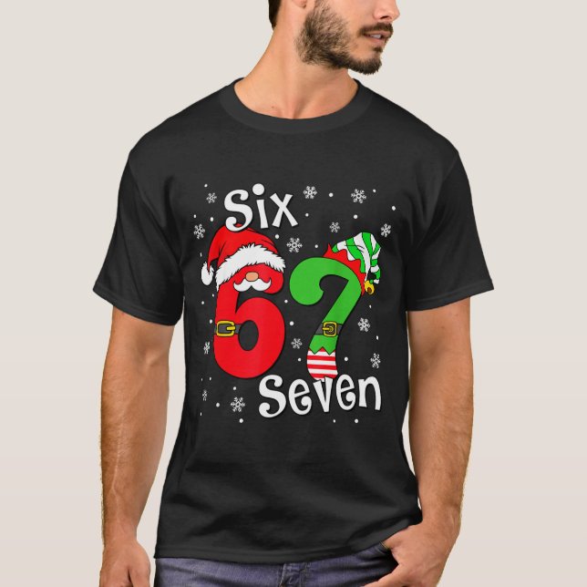 Camiseta Funny Six Seven 67 Meme 6 7 Elf Santa Christmas Pa (Anverso)