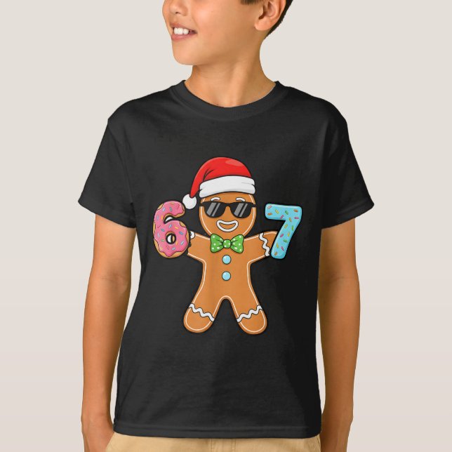 Camiseta Funny Six Seven 67 Meme 6 7 Gingerbread Christmas  (Anverso)