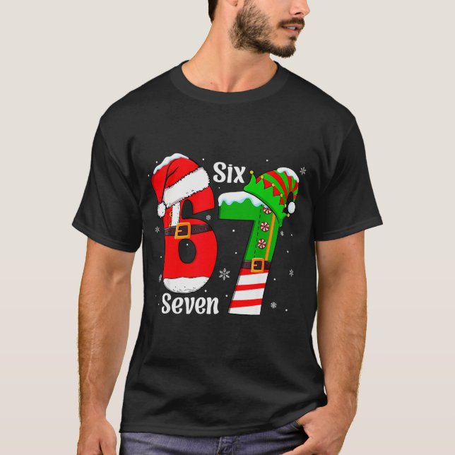 Camiseta Funny Six Seven 6 7 Meme Gen Alpha Slang Santa Elf (Anverso)