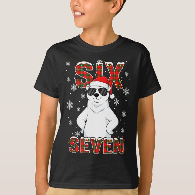 Camiseta Funny Six Seven Lar Bear Christmas 67 Santa Hat Wi (Anverso)
