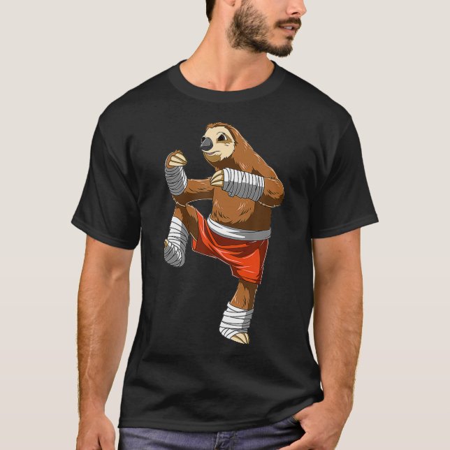 Camiseta Funny Sloth Fighter  Muay Thai Kickboxing Gift (Anverso)
