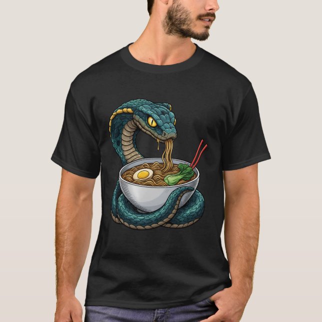 Camiseta Funny Snake Eating Ramen Noodles Japanese Food (Anverso)