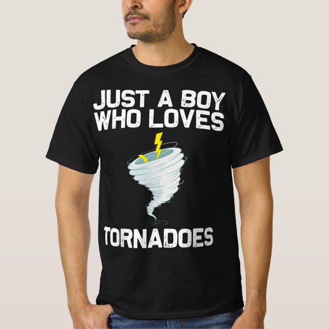 Camiseta Funny Tornado Gift For Boys Hurricane Weather Chas (Anverso)