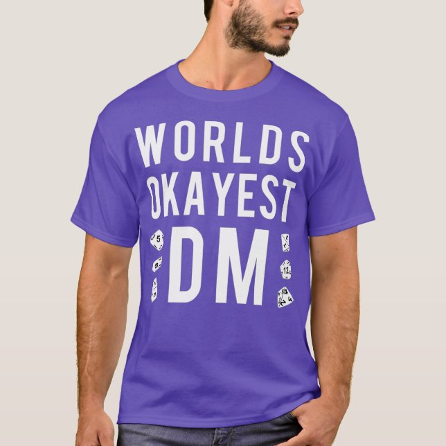 Camiseta Funny Worlds Okayest DM Gaming Tee Appartal (Anverso)