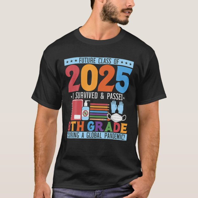 Camiseta Futura Clase De 2025 Graduación Graduada De Octavo (Anverso)