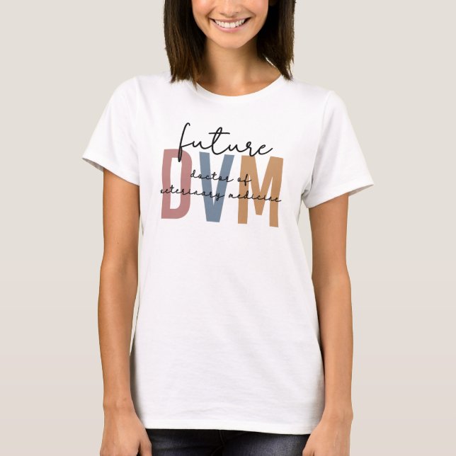 Camiseta Futuro Médica de DVM de un estudiante de medicina  (Anverso)