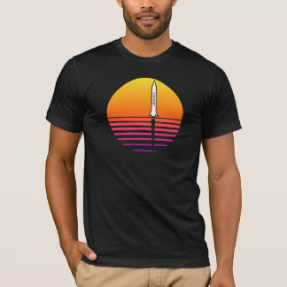 Camiseta Futuro Retro Sunset Rocket Synthwave