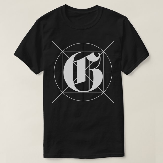Camiseta G Diseño de letras góticas (Diseño del anverso)