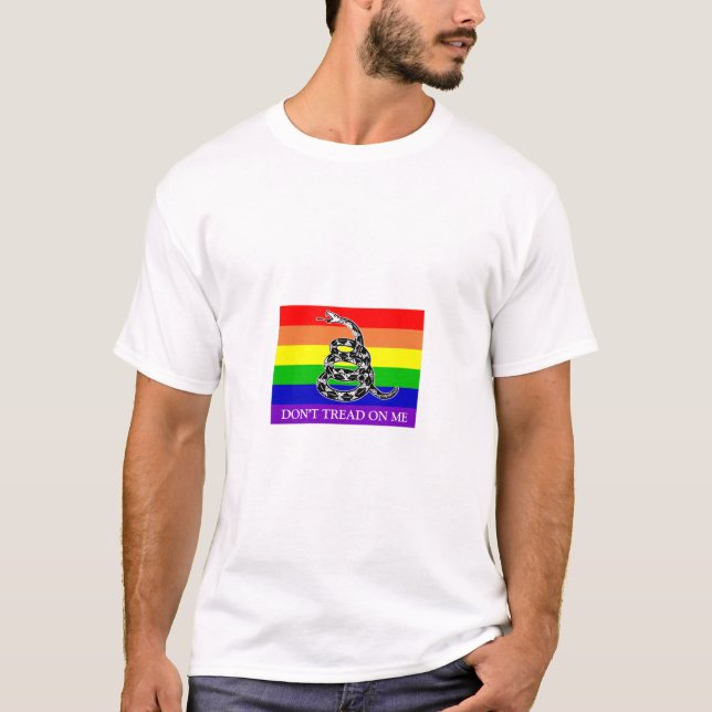 Camiseta Gadsden LGBTQ no me pisotee la bandera (Anverso)