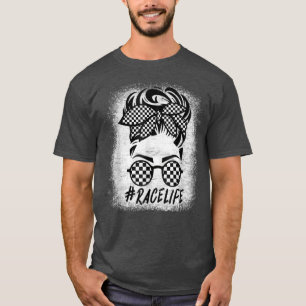 Camiseta Gafas de pelo de un modesto Bun, bandera de contro