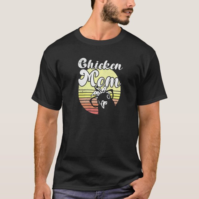 Camiseta Gafas de sol de mamá de pollo retro puesta de sol  (Anverso)