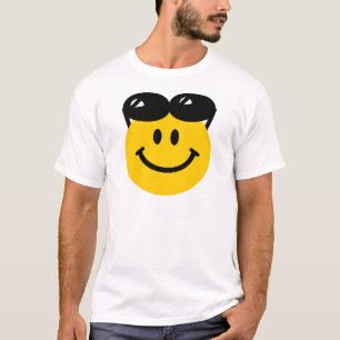 Camiseta Gafas de sol encaramadas encima de la cara