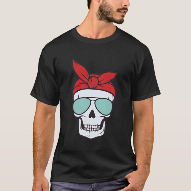 Camiseta Gafas de sol piratas de cráneo y cruces (Anverso)