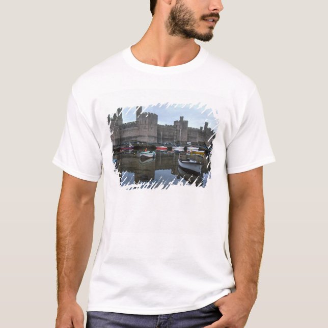 Camiseta Gales, castillo de Caernarfon, uno de los (Anverso)