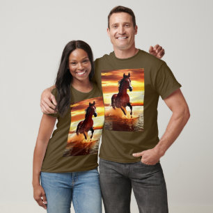 Camiseta Gallopaje de caballos salvajes a través del surf