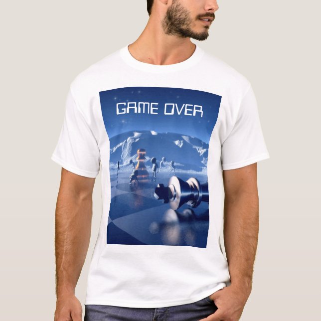 Camiseta Game Over. Chess pieces on planetscape (Anverso)