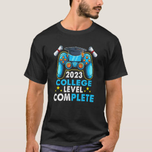 Camiseta Gamer 2023 College Level Complete Senior 23 Gradua